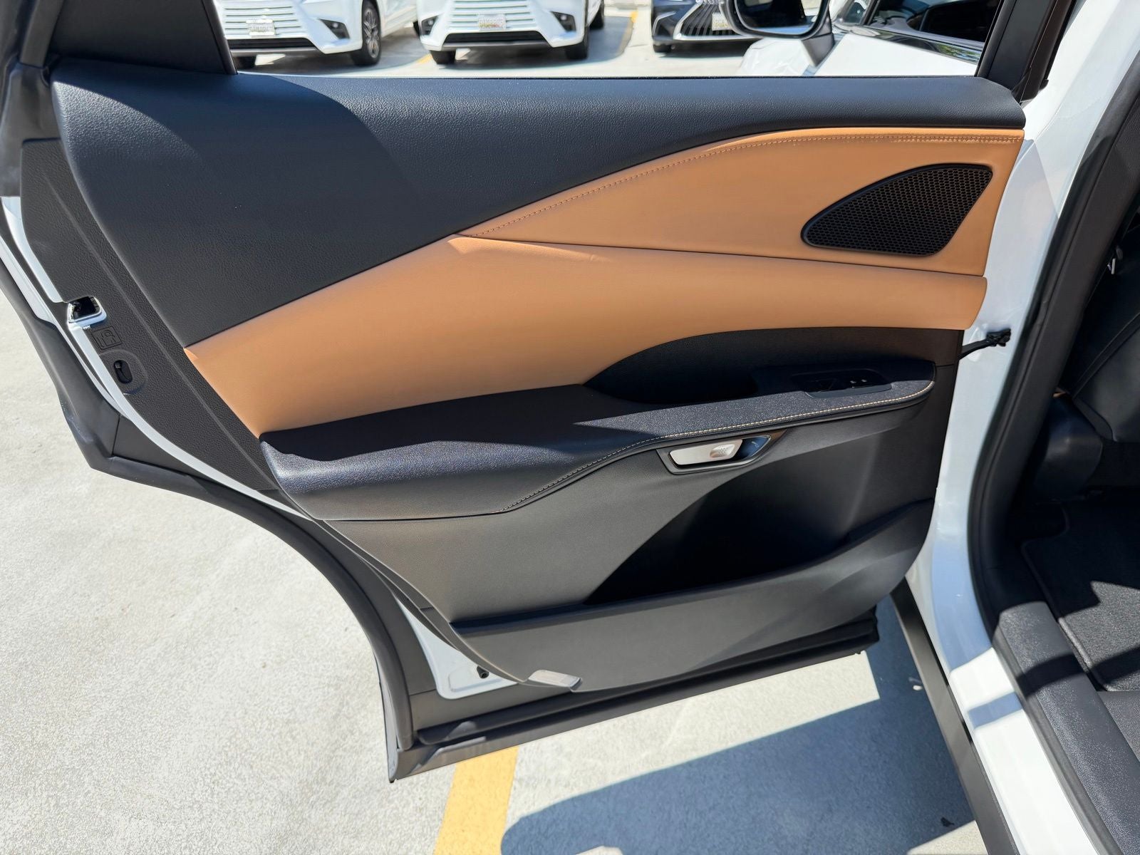 2025 Lexus RX 350h Premium