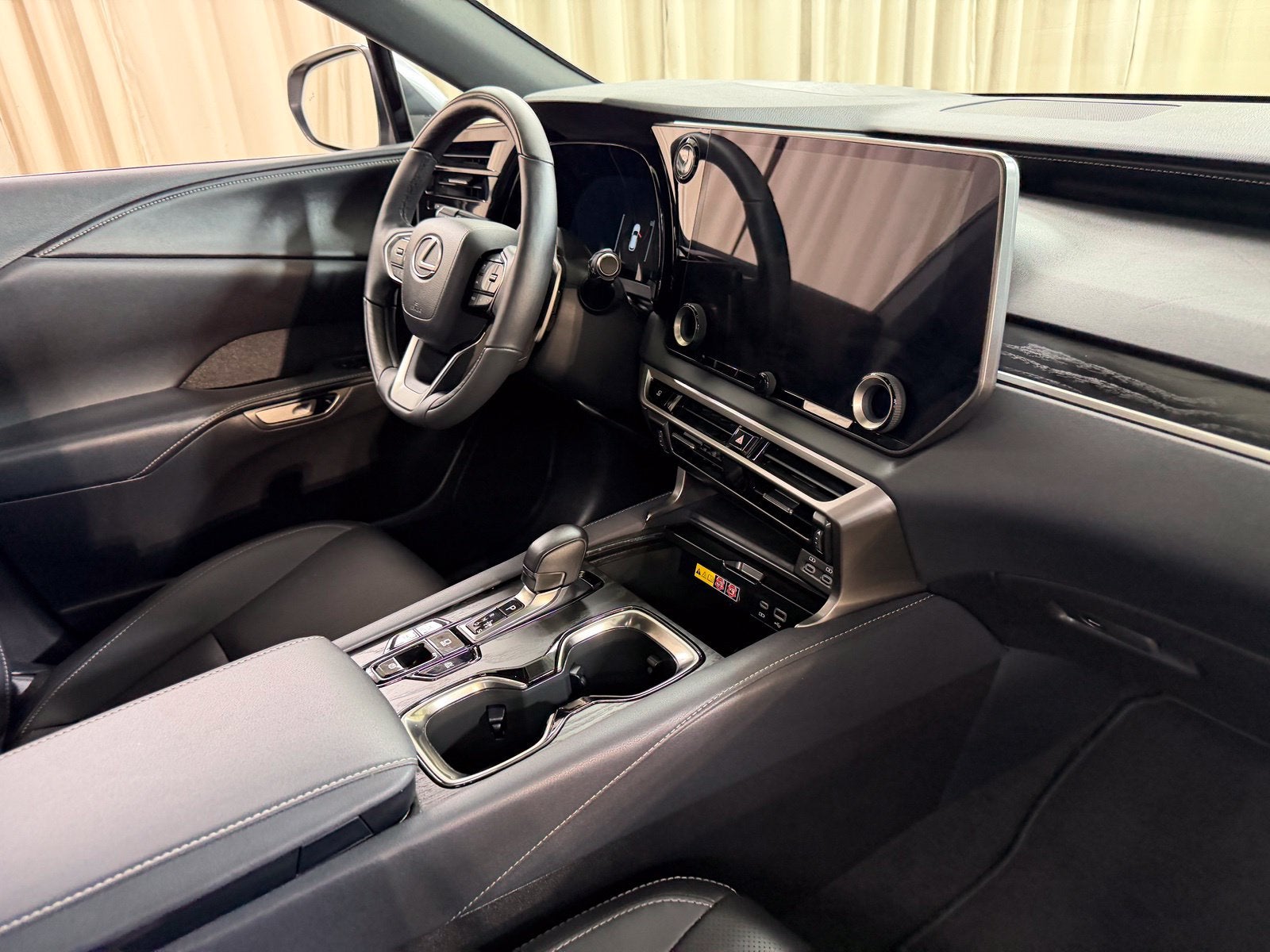 2025 Lexus RX 350h Premium