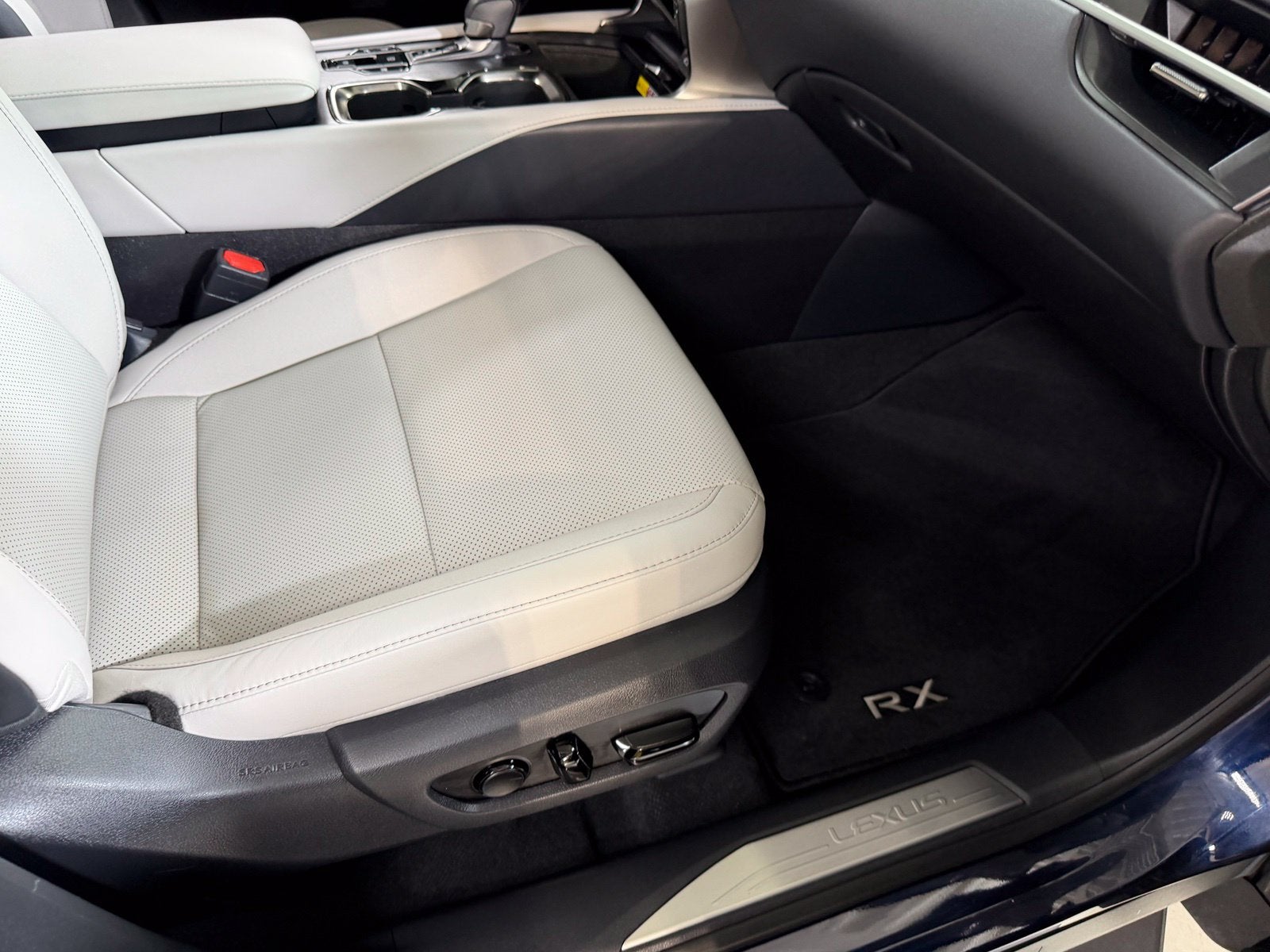 2026 Lexus RX 350h Premium