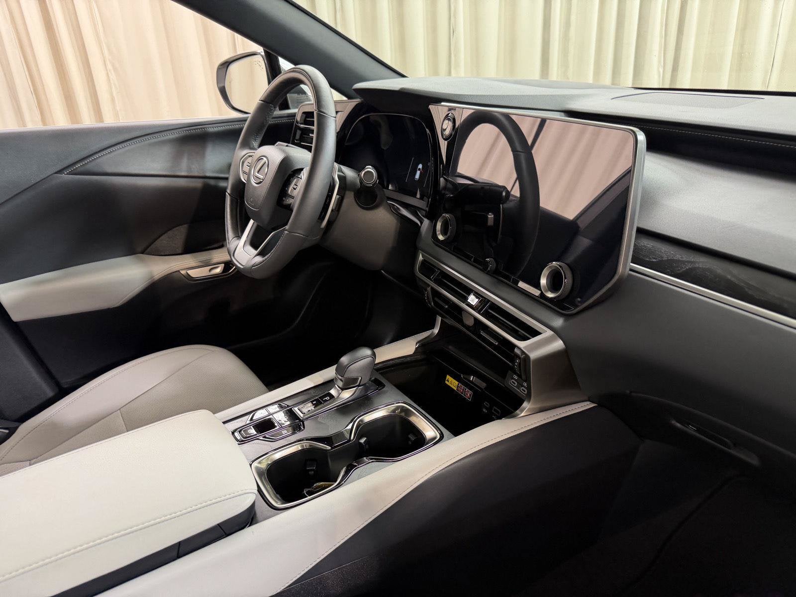 2026 Lexus RX 350h Premium