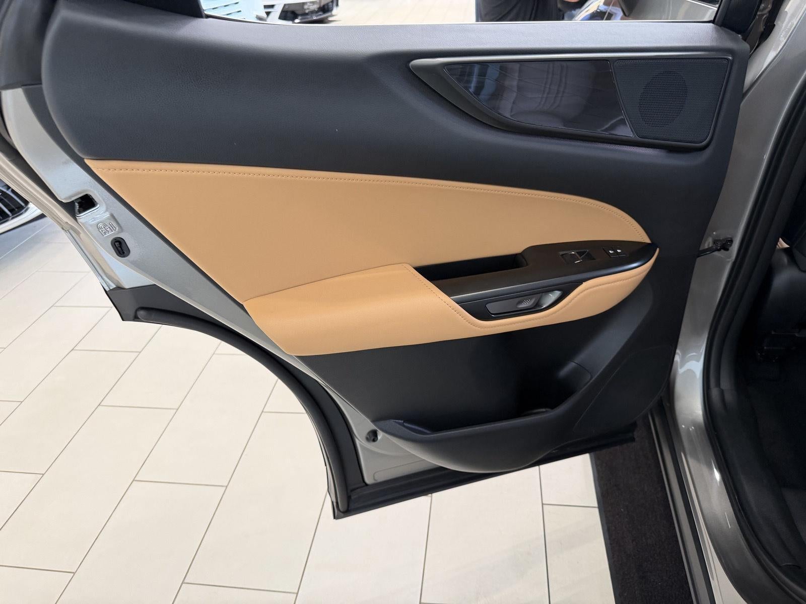 2025 Lexus Nx NX 350h Premium