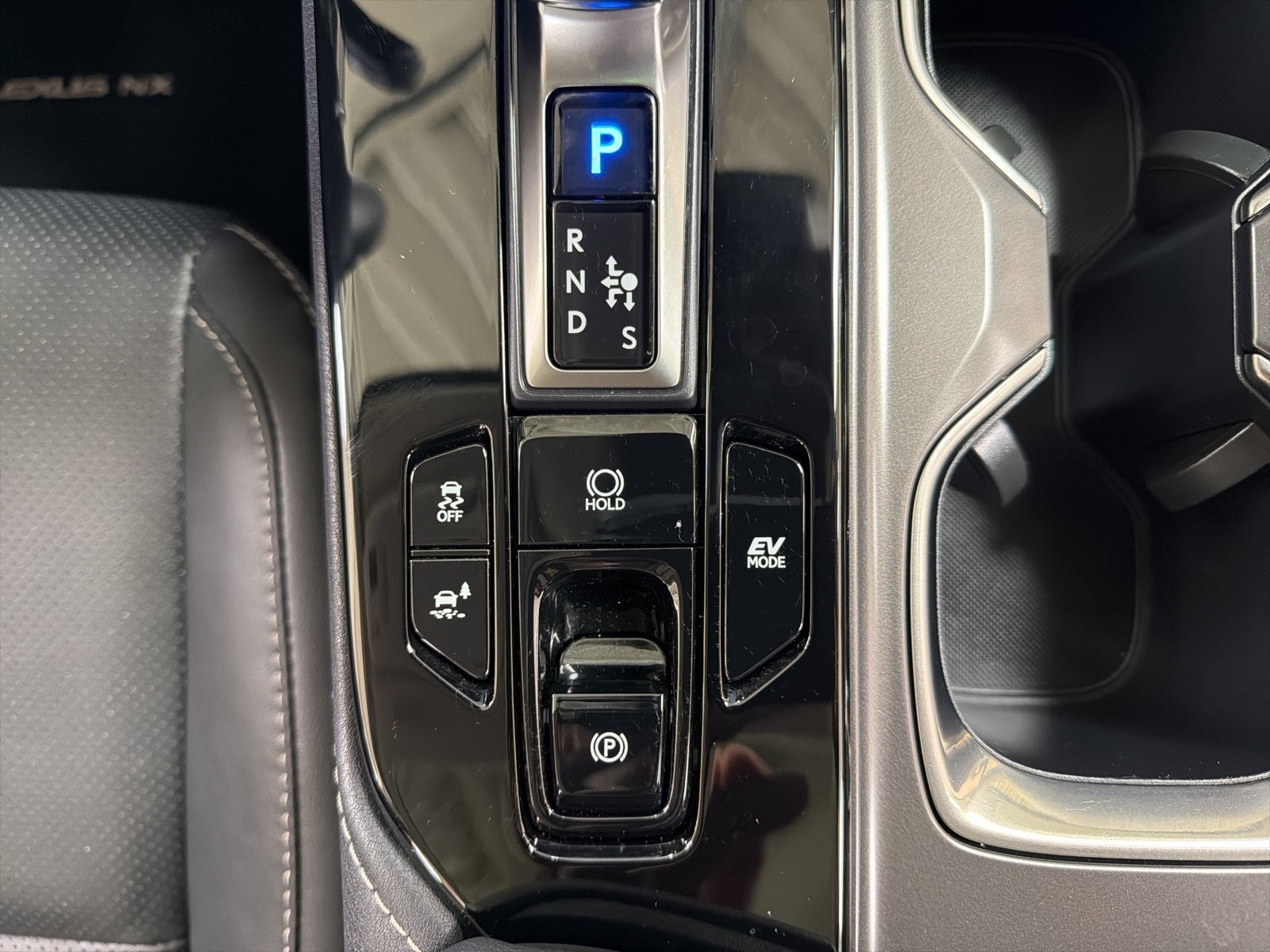 2024 Lexus NX 350h Premium