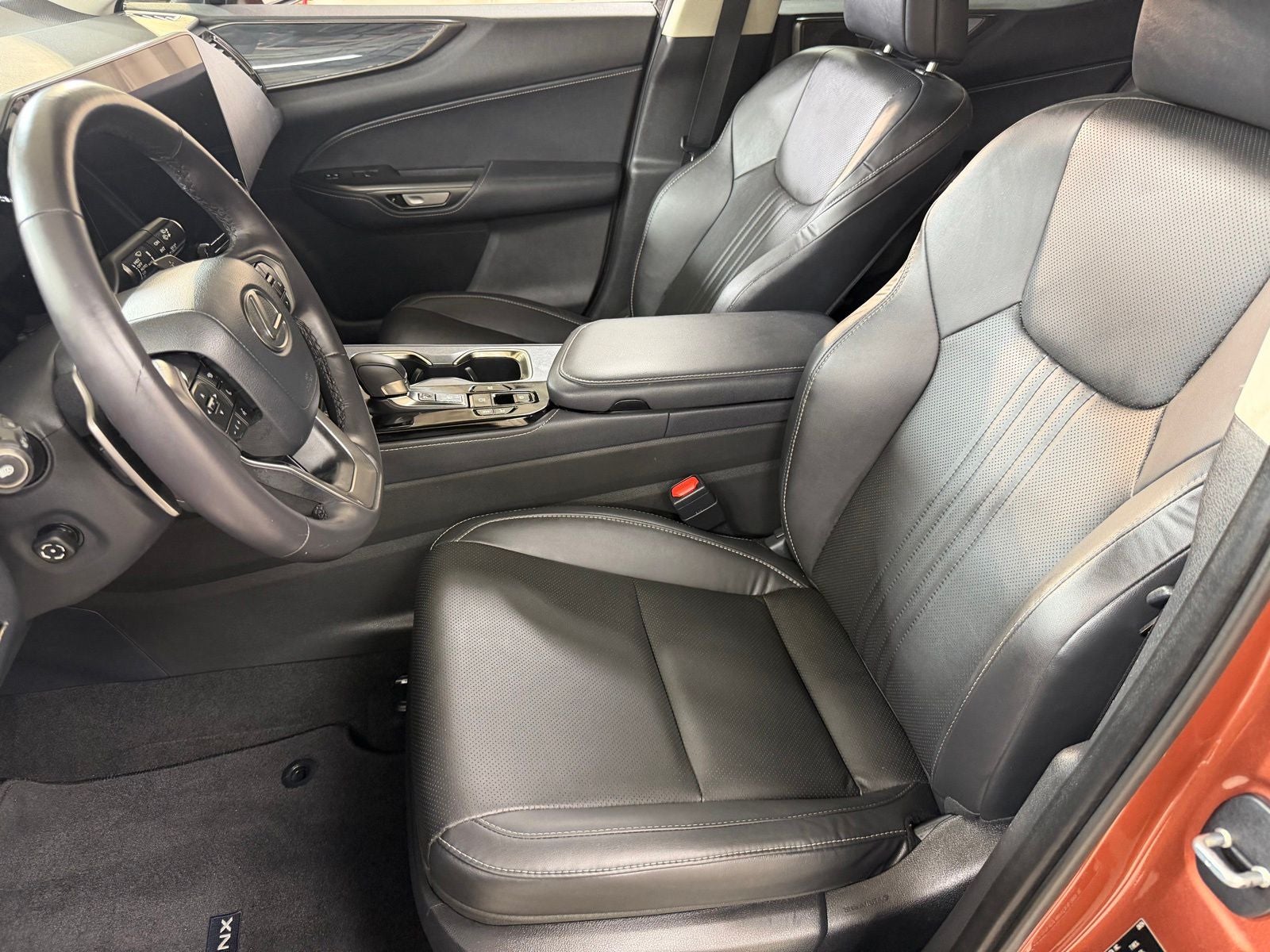 2025 Lexus NX 350h Premium