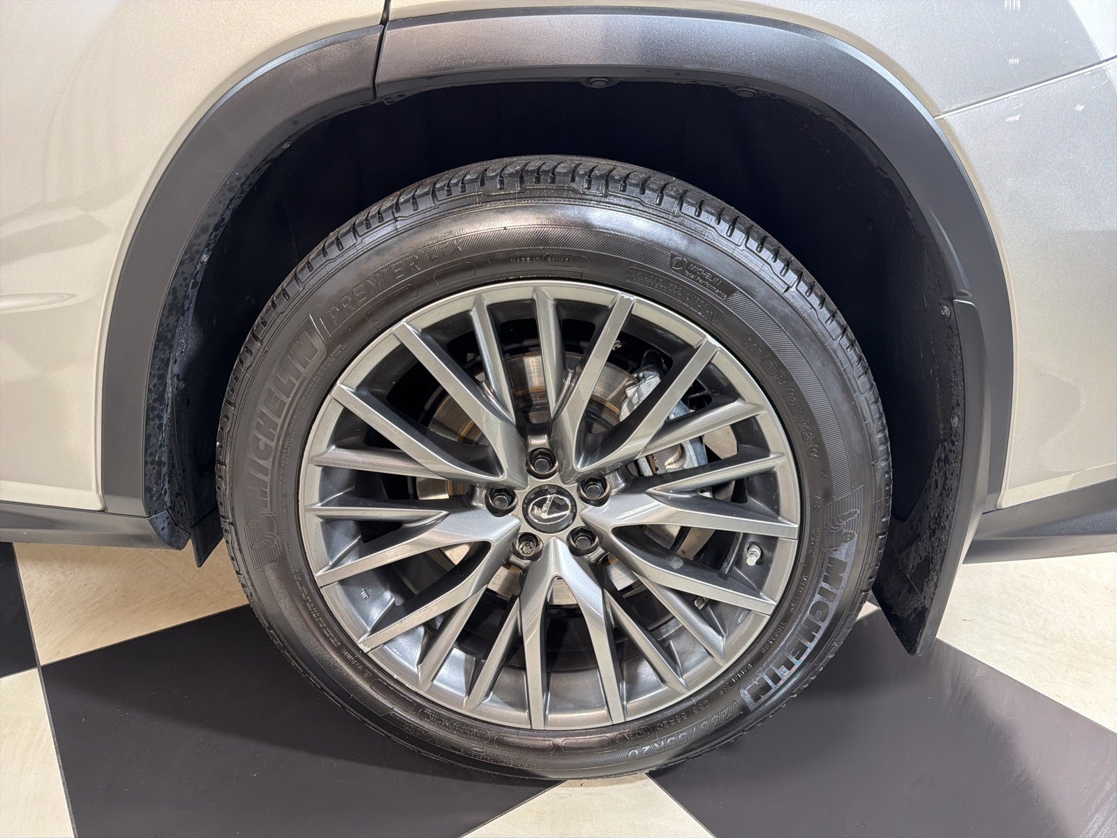 2022 Lexus RX 450h F Sport