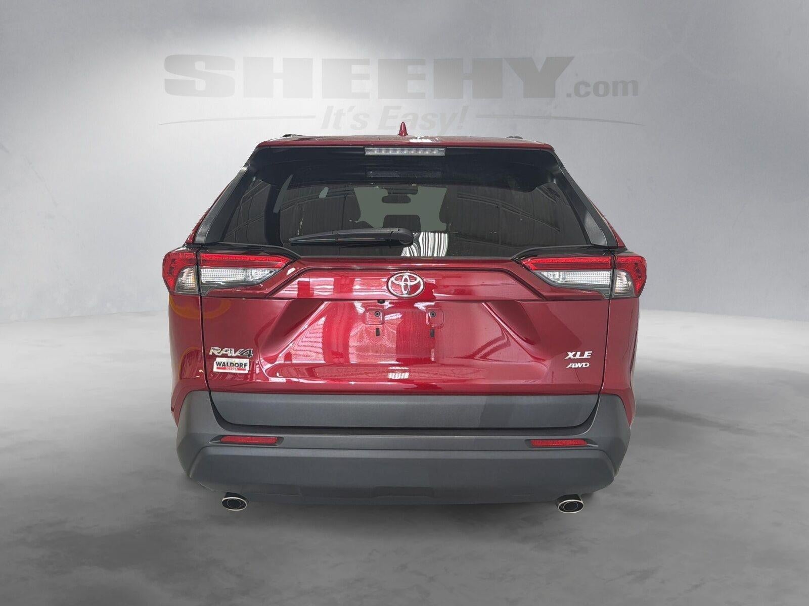 2025 Toyota Rav4 XLE Premium