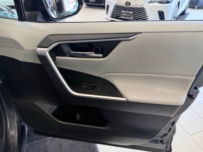 2019 Toyota RAV4 Hybrid XLE