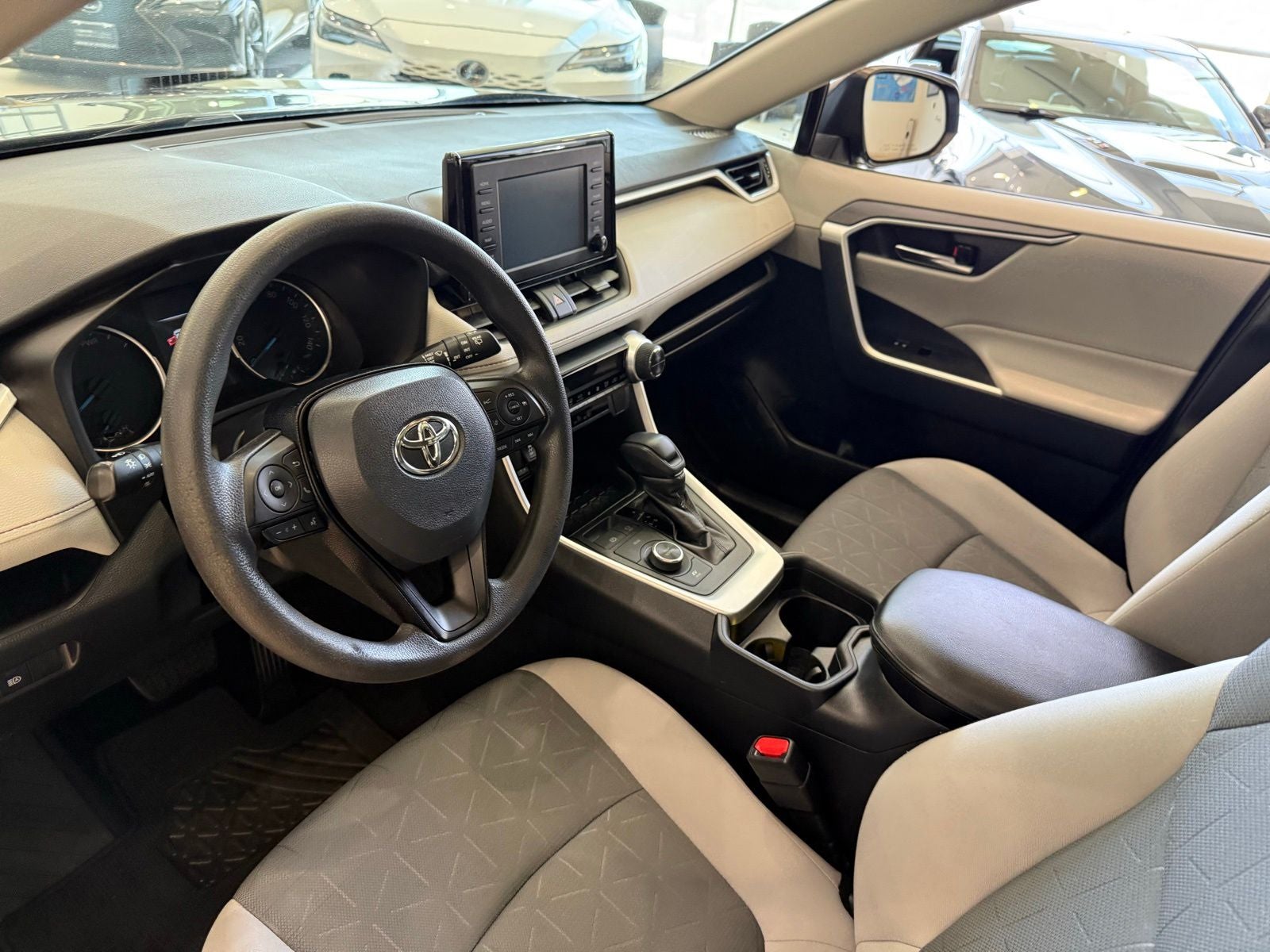 2019 Toyota RAV4 Hybrid XLE