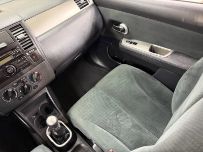 2012 Nissan Versa 1.8 S