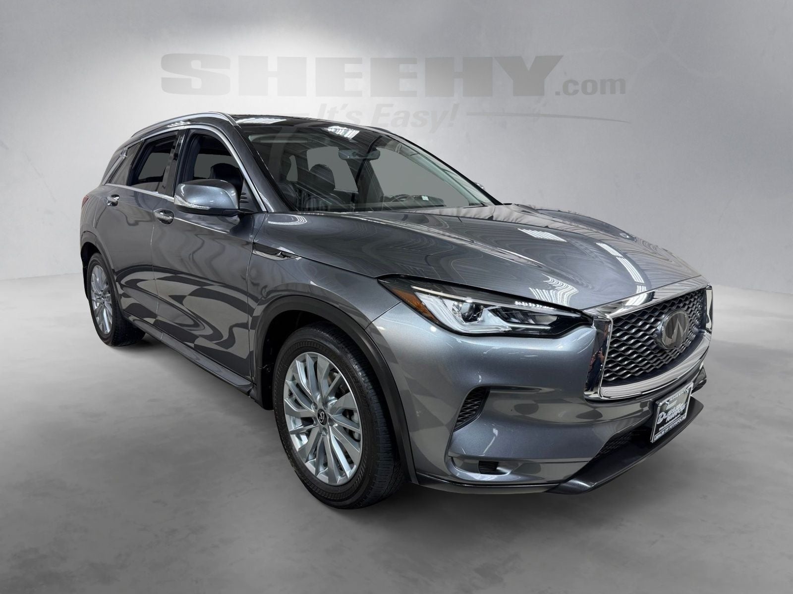 2023 INFINITI QX50 LUXE