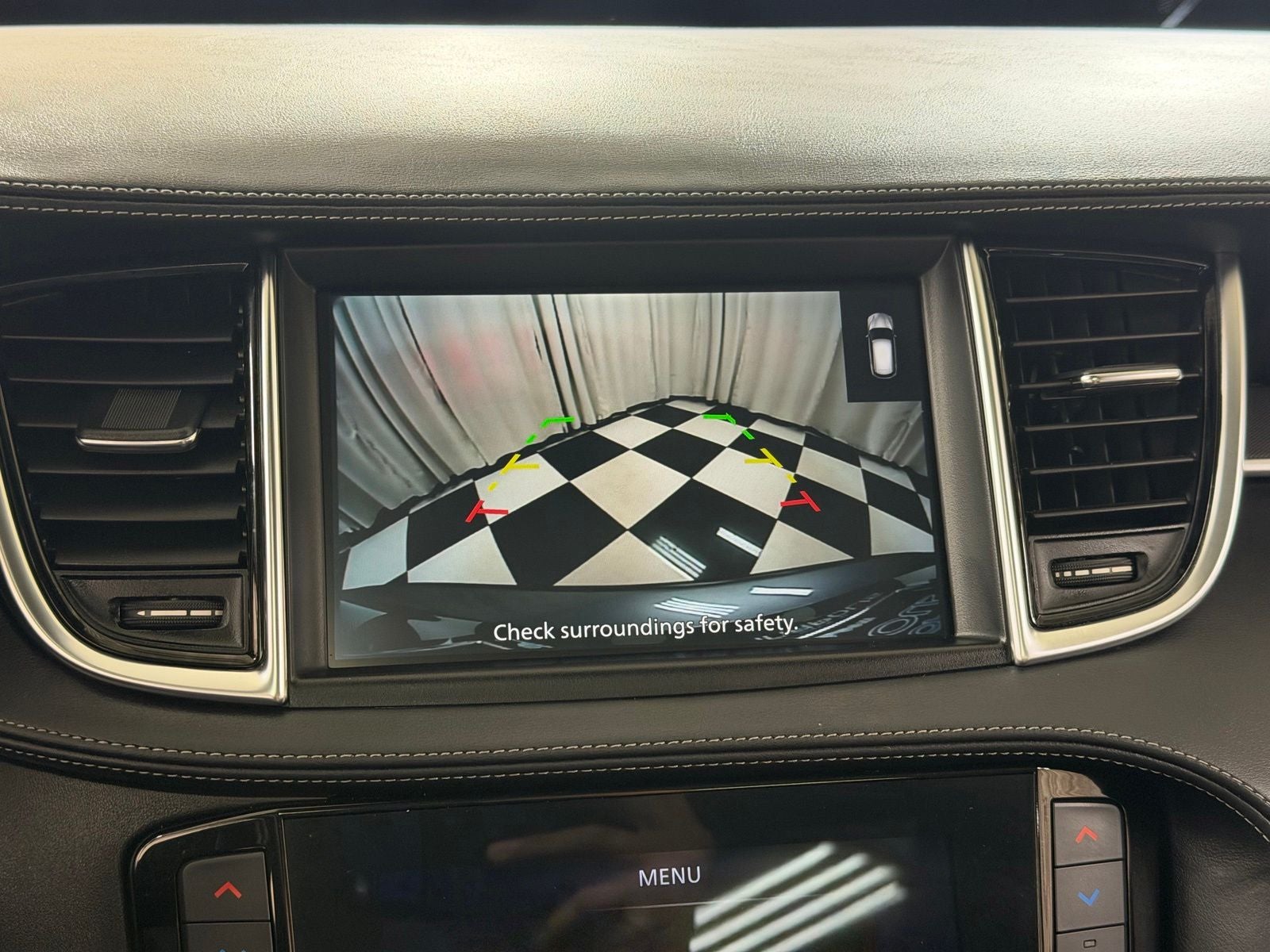 2023 INFINITI QX50 LUXE