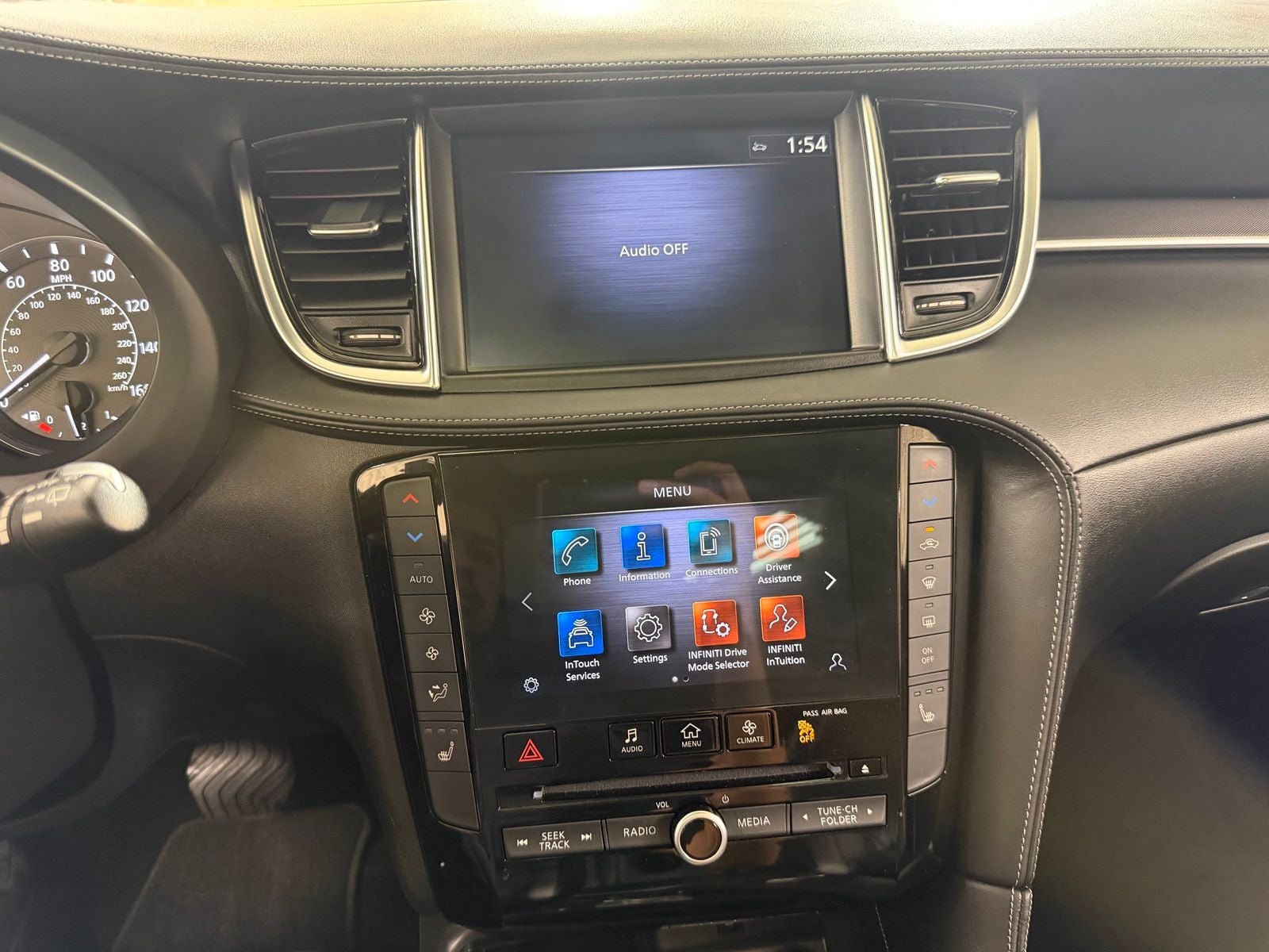 2023 INFINITI QX50 LUXE