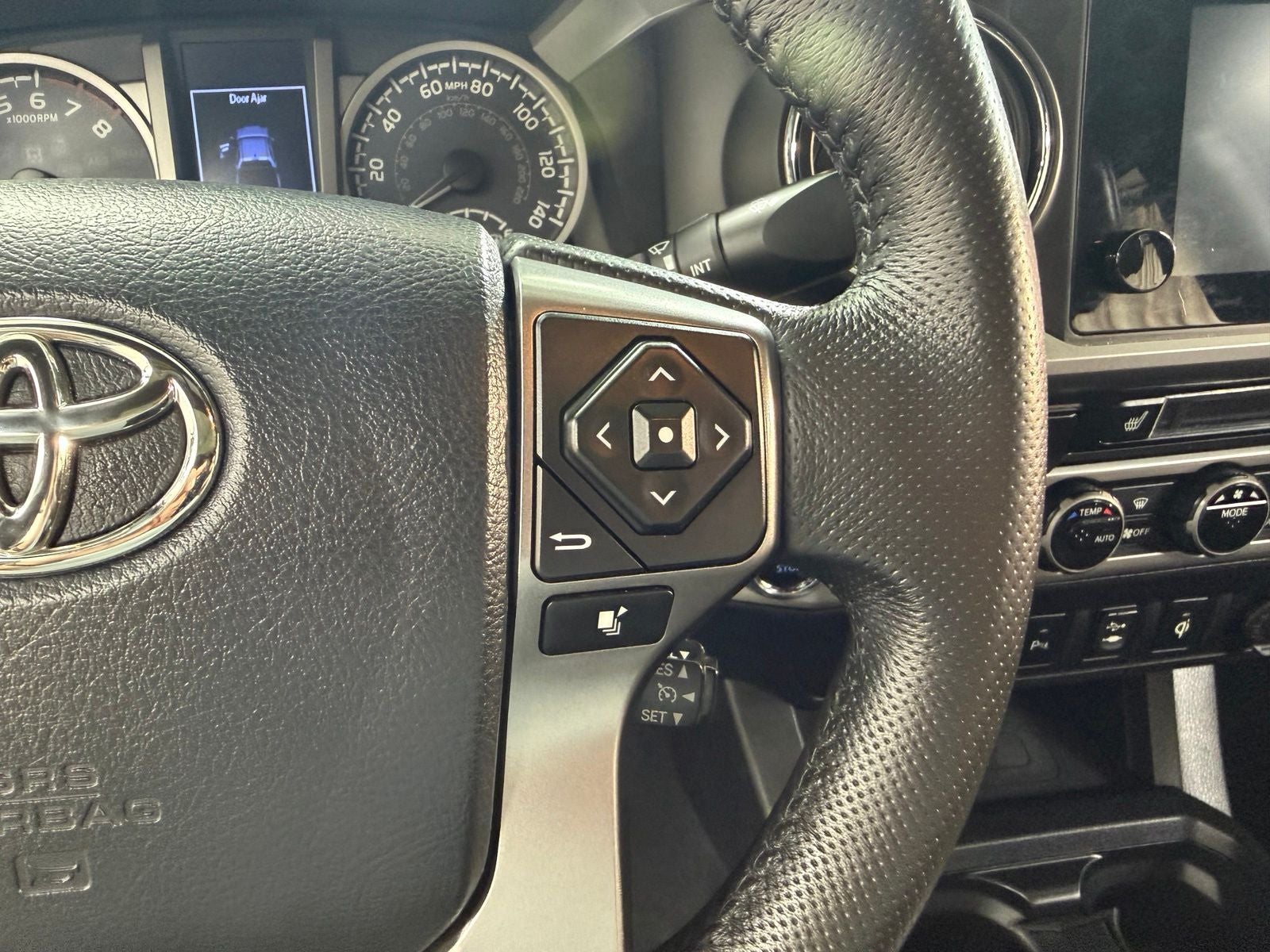 2017 Toyota Tacoma Limited V6
