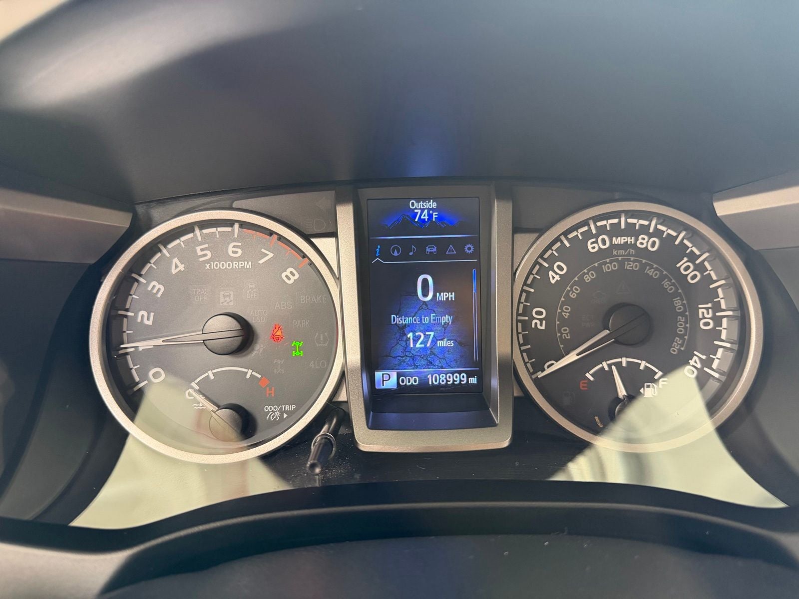 2017 Toyota Tacoma Limited V6