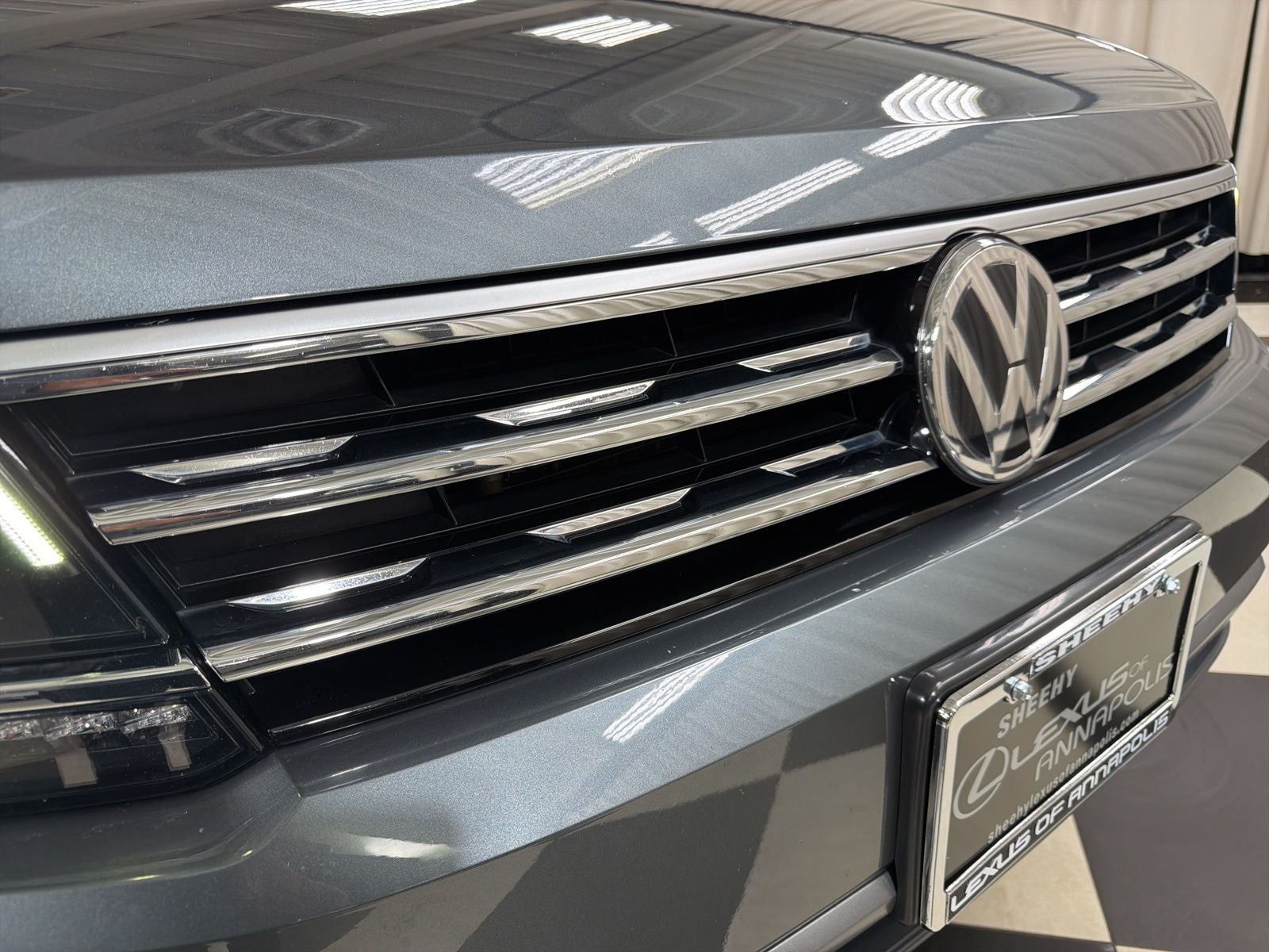 2019 Volkswagen Tiguan 2.0T SEL Premium 4Motion