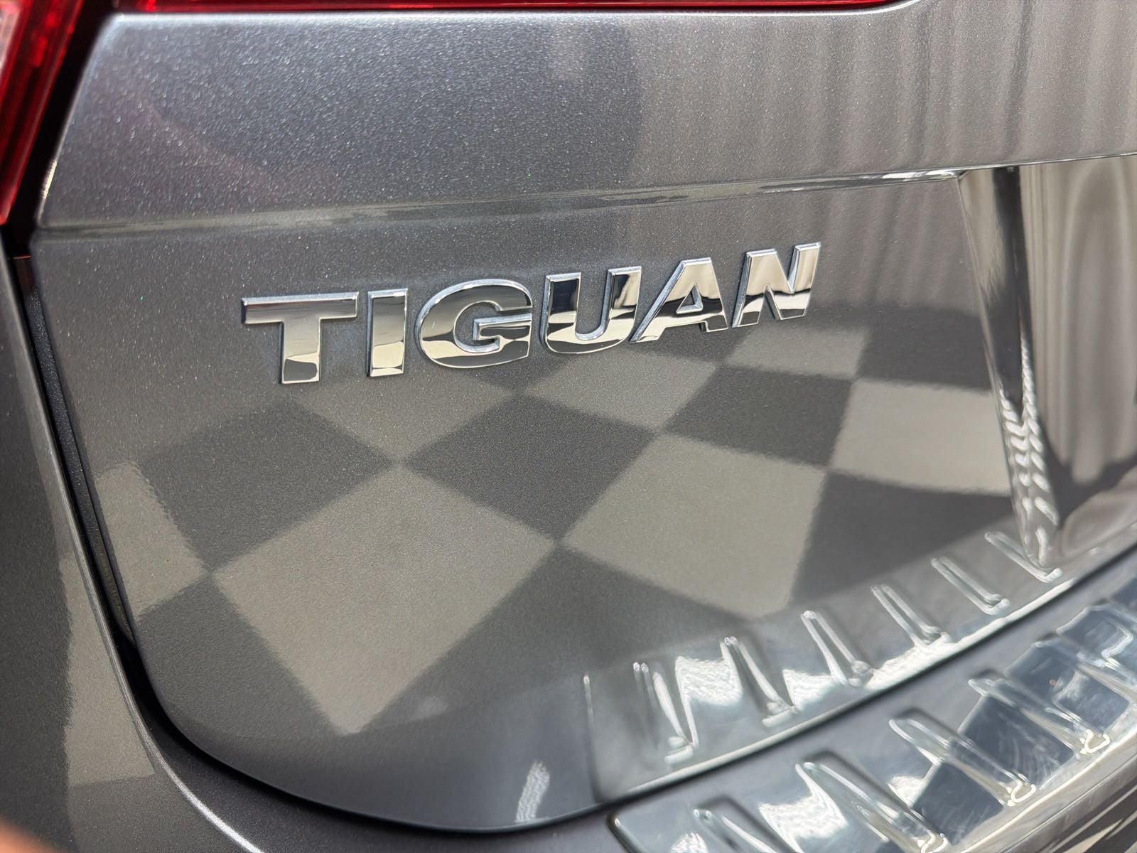 2019 Volkswagen Tiguan 2.0T SEL Premium 4Motion