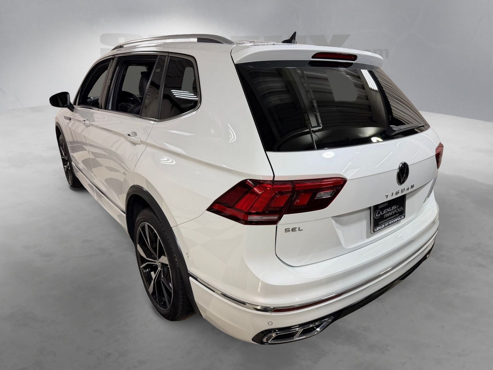 2022 Volkswagen Tiguan 2.0T SEL R-Line