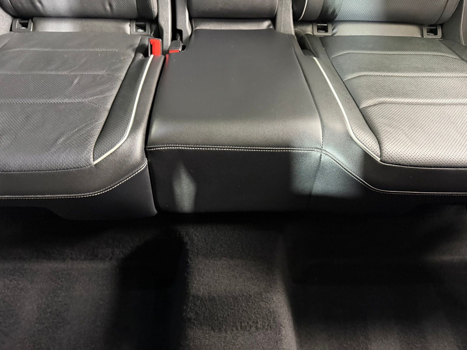 2022 Volkswagen Tiguan 2.0T SEL R-Line