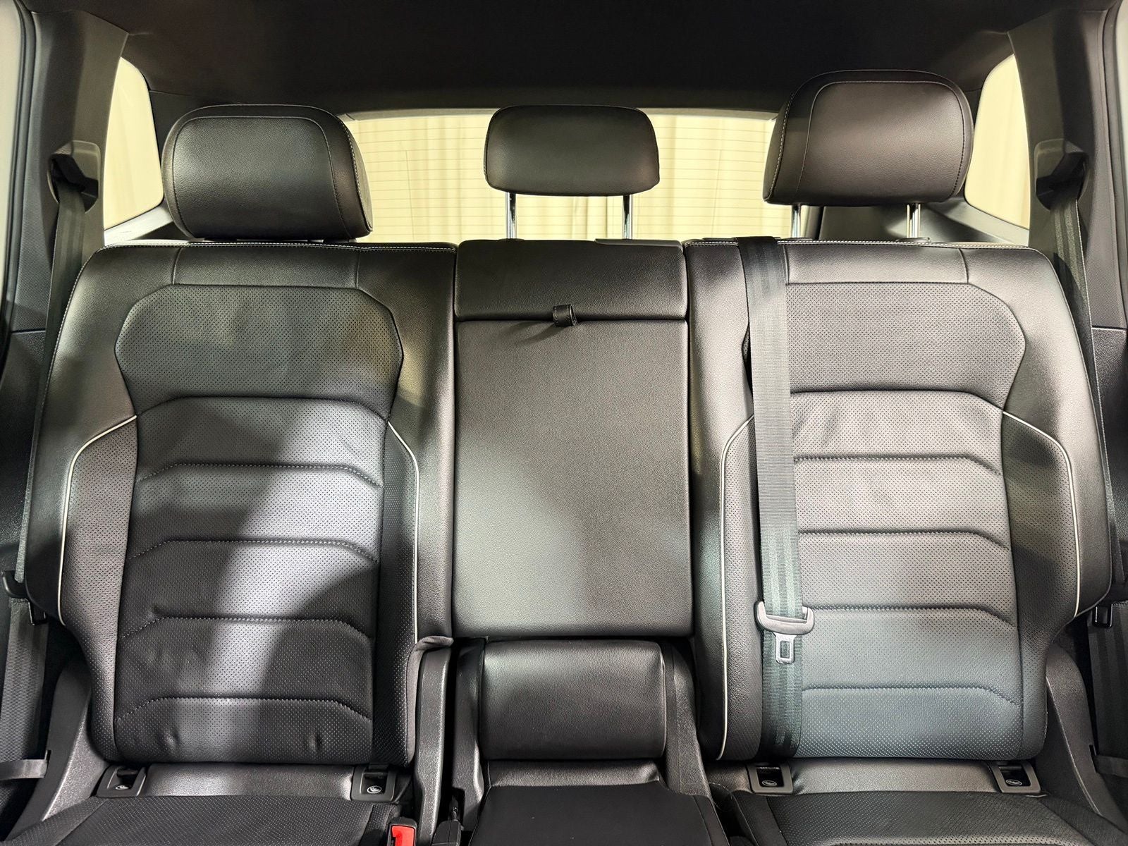 2022 Volkswagen Tiguan 2.0T SEL R-Line