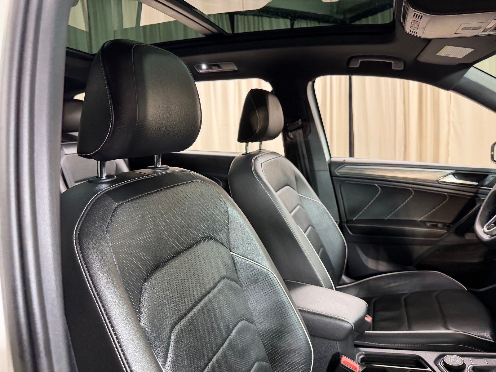 2022 Volkswagen Tiguan 2.0T SEL R-Line
