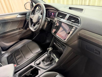 2022 Volkswagen Tiguan 2.0T SEL R-Line
