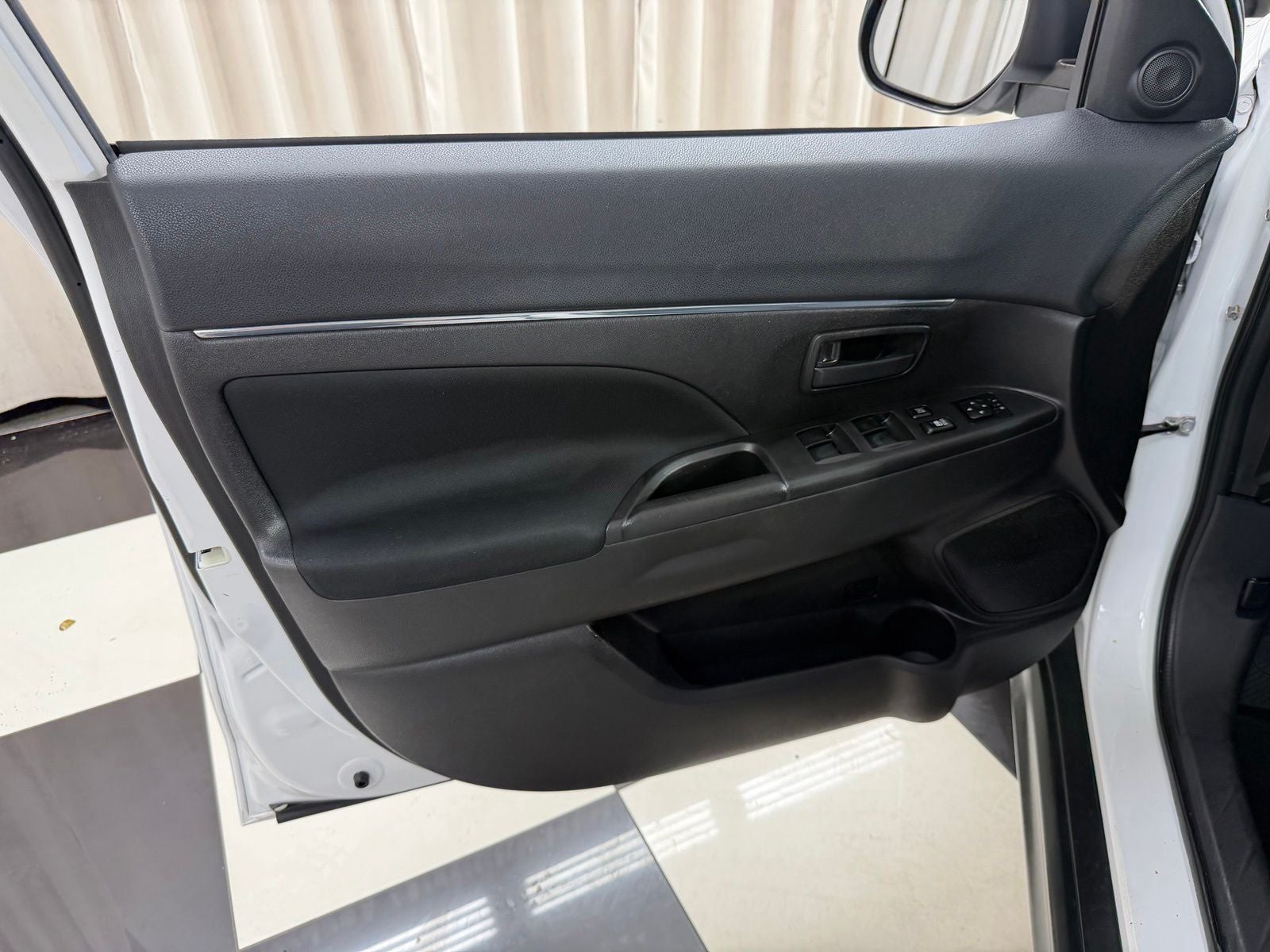 2015 Mitsubishi Outlander Sport ES
