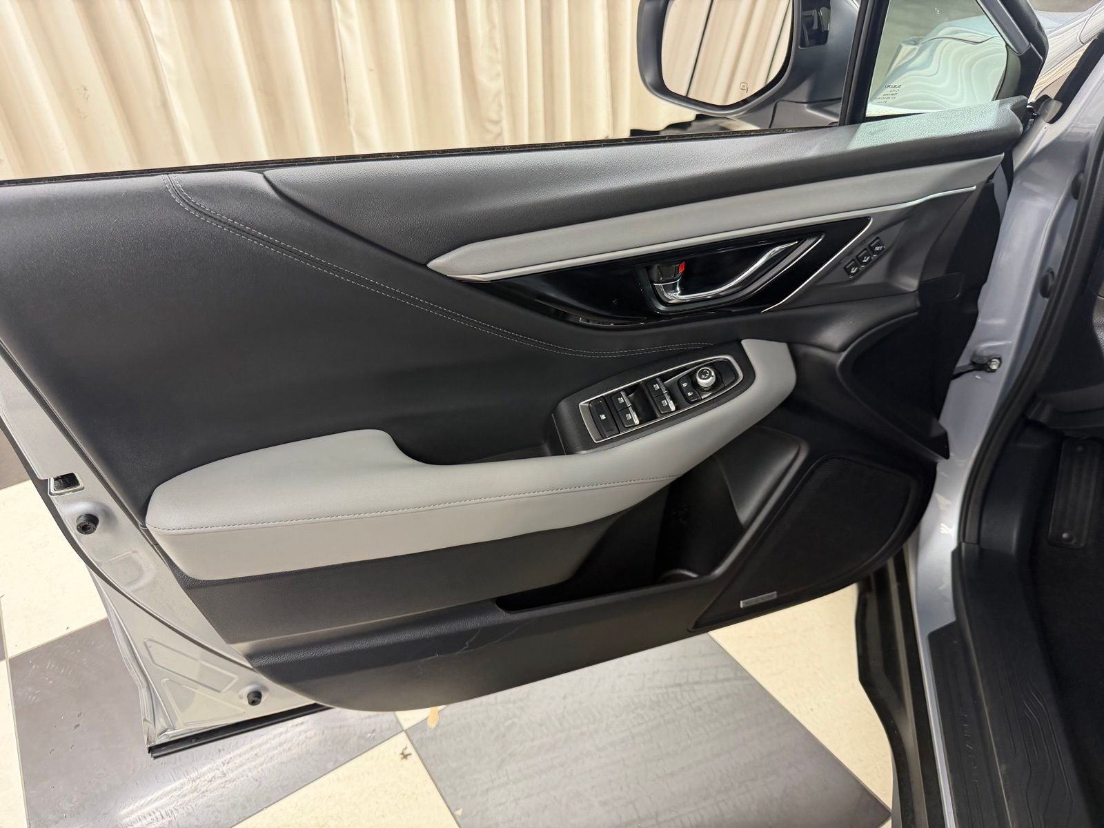 2022 Subaru Outback Limited XT
