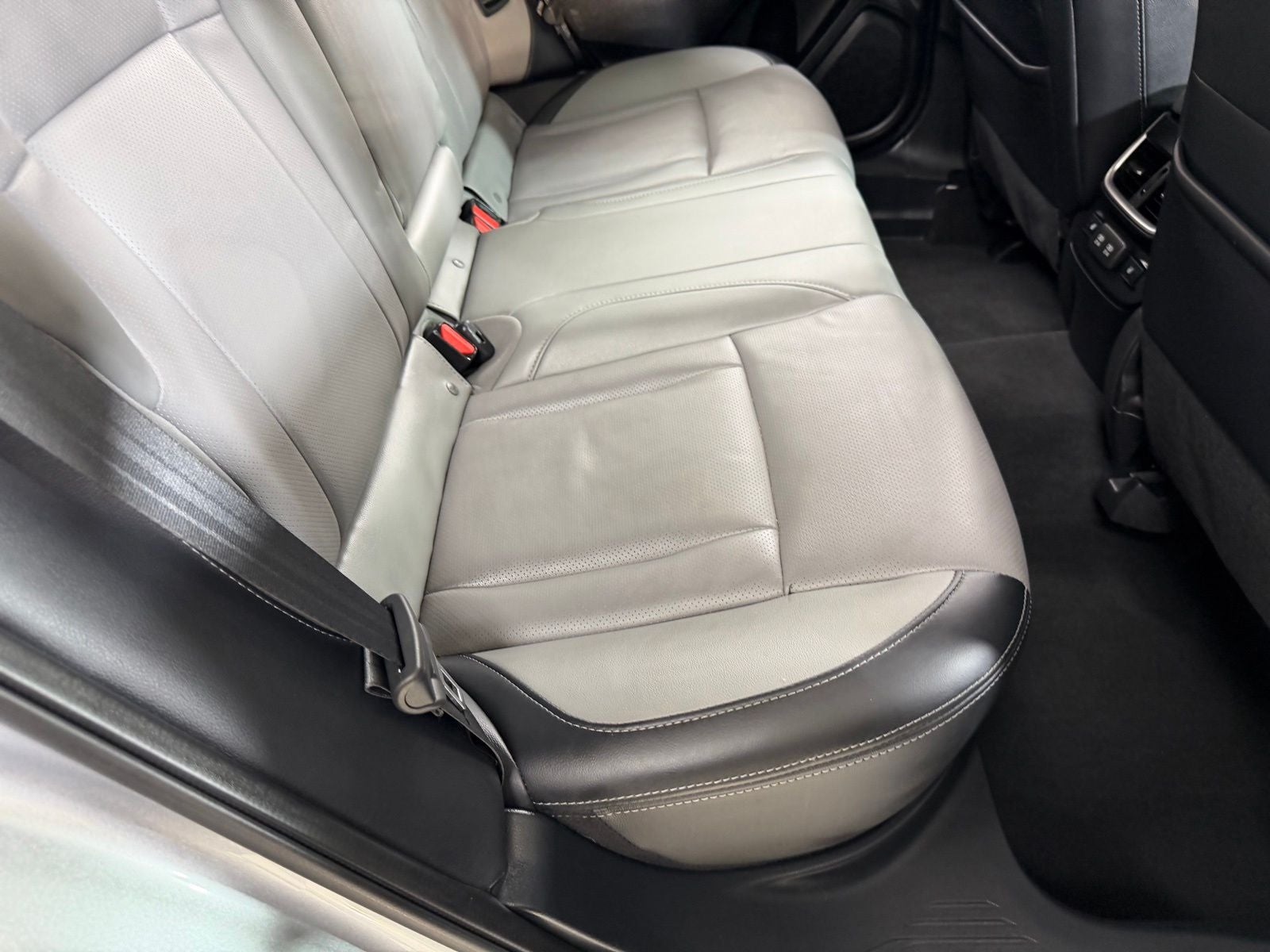 2022 Subaru Outback Limited XT
