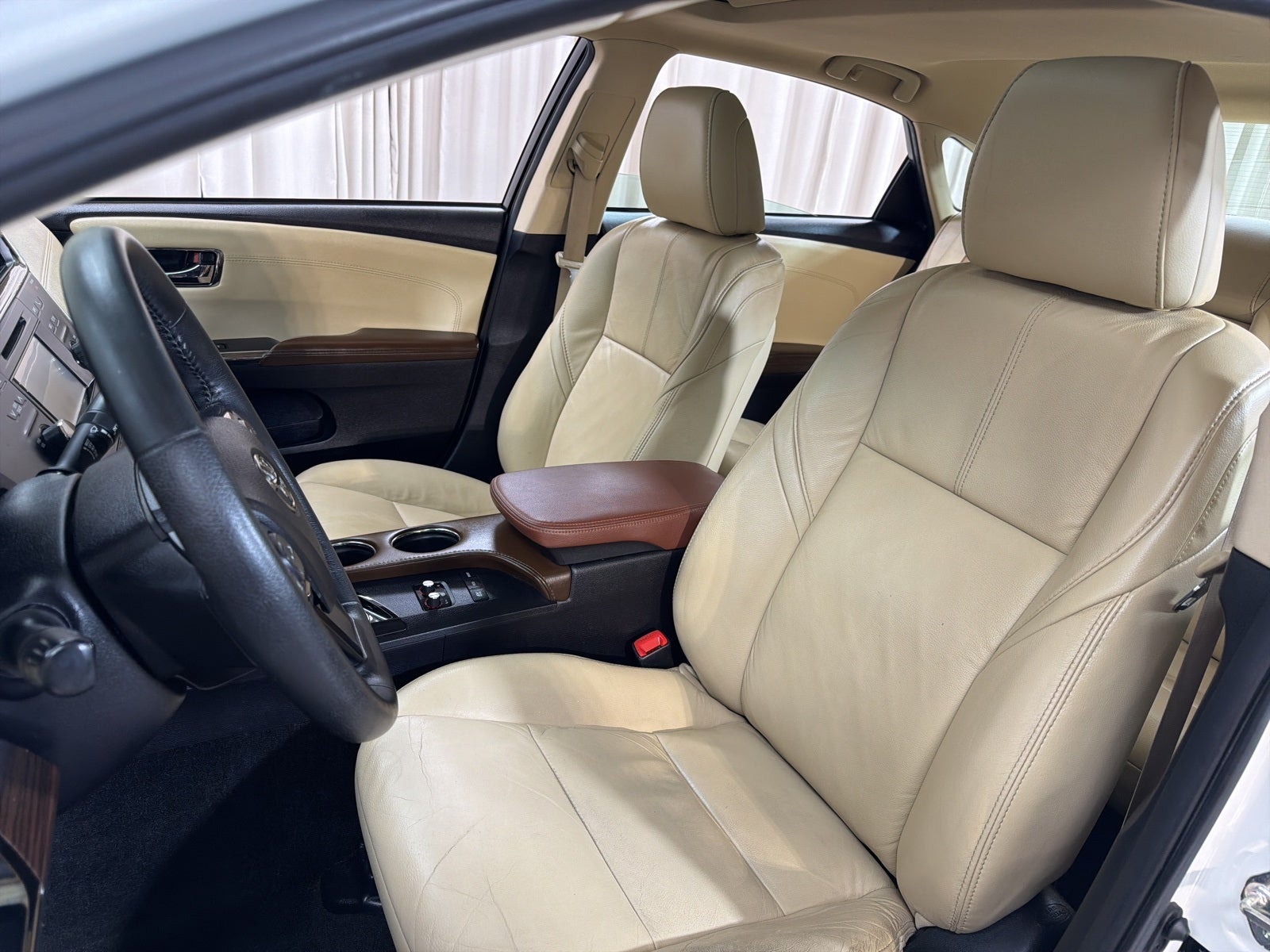 2014 Toyota Avalon Hybrid XLE Touring