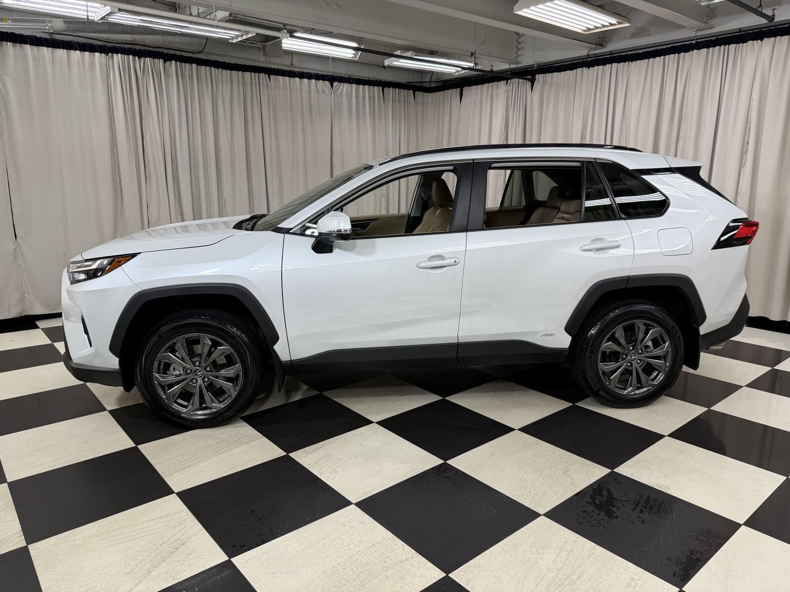 2024 Toyota RAV4 Hybrid XLE Premium
