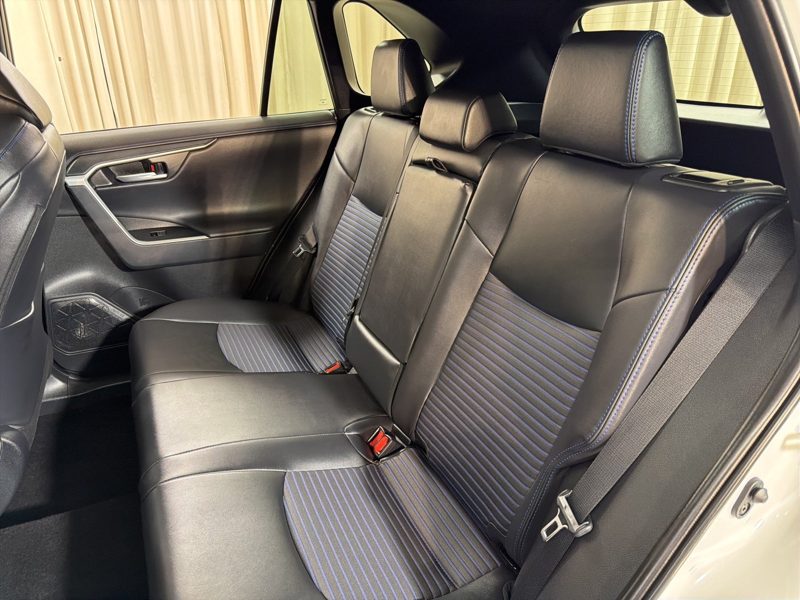 2025 Toyota RAV4 Hybrid XSE