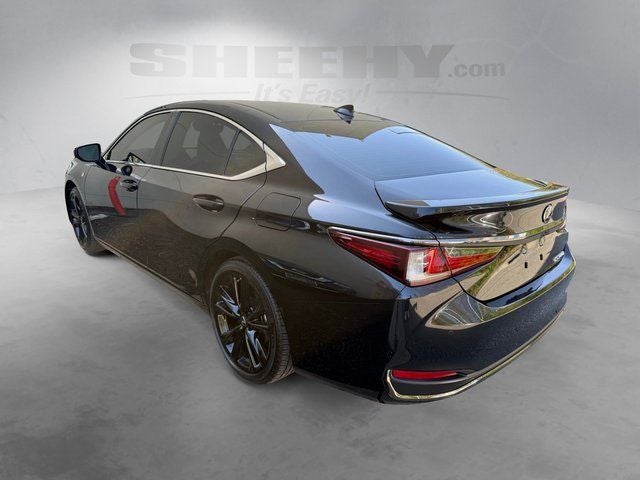 2024 Lexus ES 300h F SPORT Handling