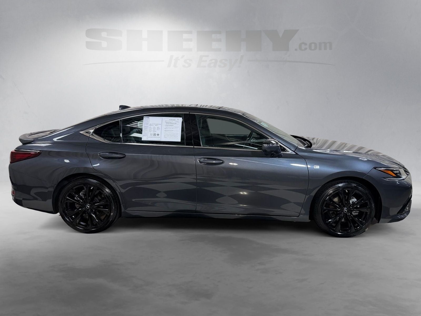 2024 Lexus ES 300h F SPORT Handling