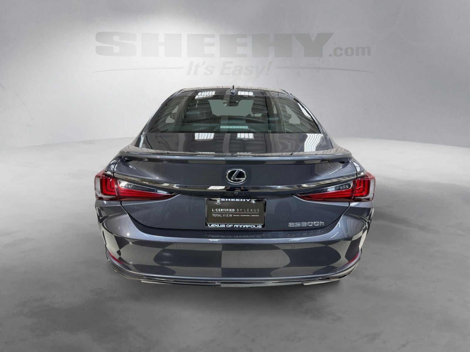 2024 Lexus ES 300h F SPORT Handling