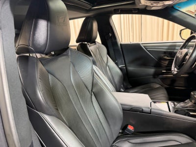 2024 Lexus ES 300h F SPORT Handling