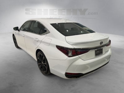 2024 Lexus ES 300h F SPORT Handling