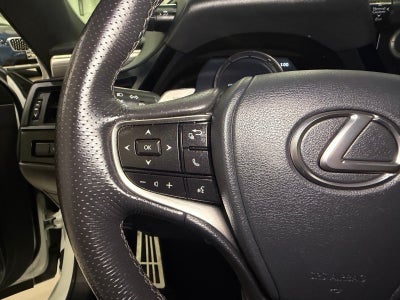 2024 Lexus ES 300h F SPORT Handling