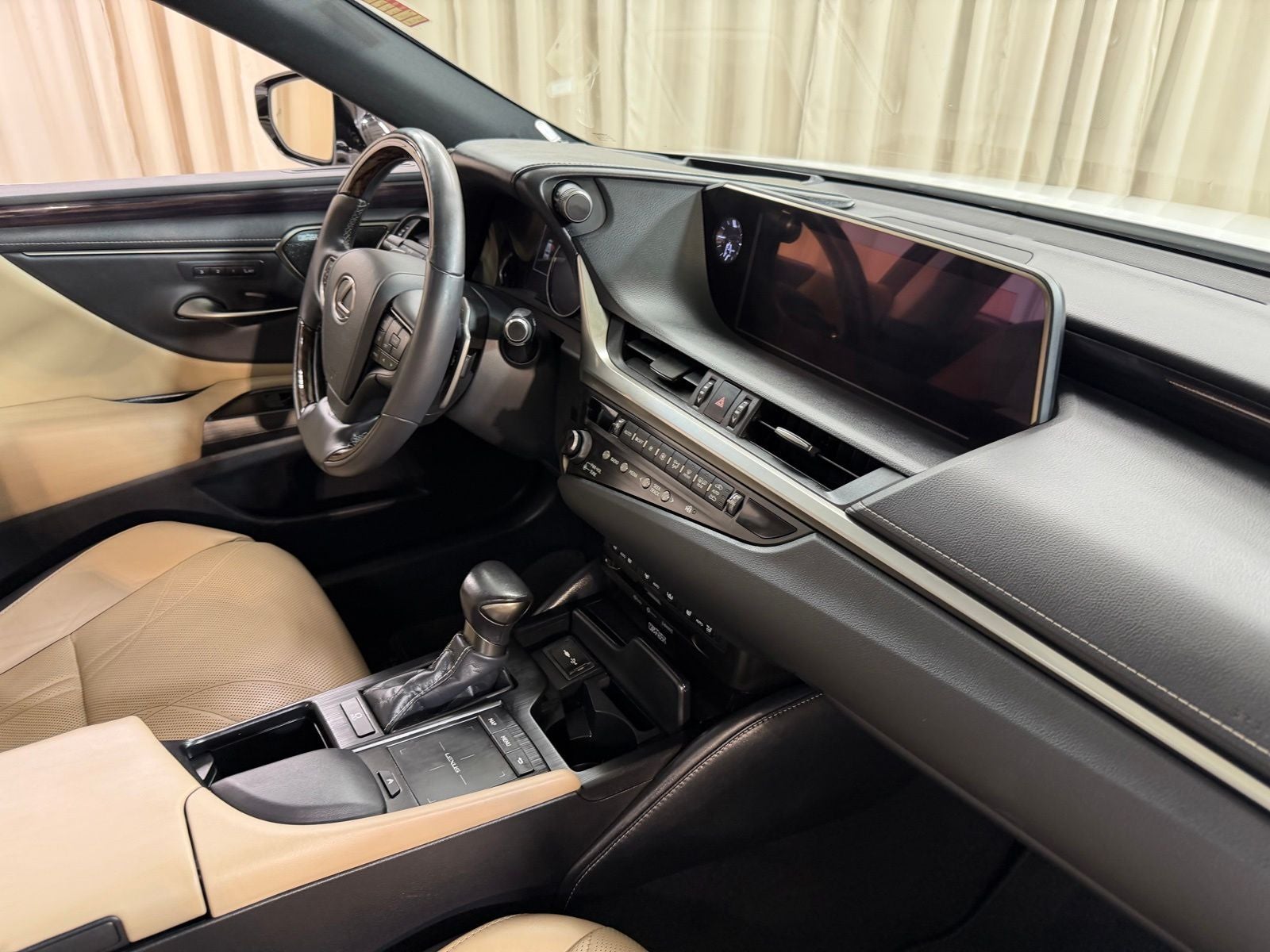 2019 Lexus ES 350 Ultra Luxury