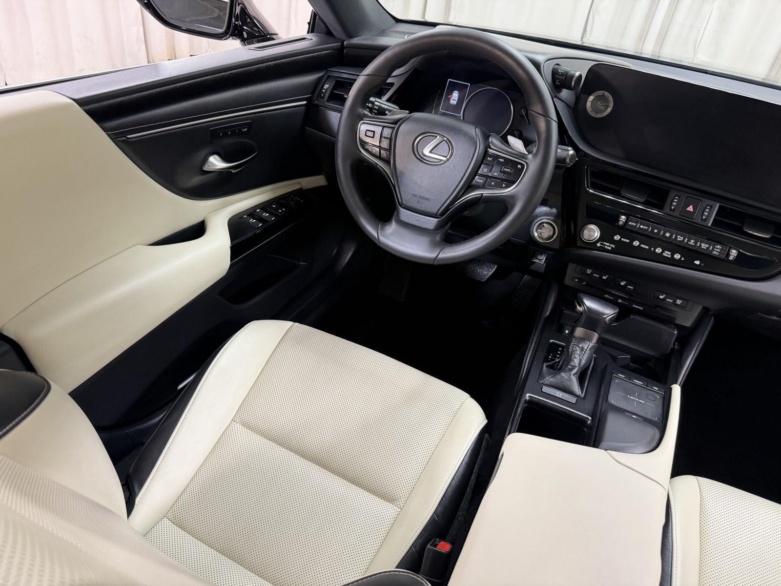 2022 Lexus Es ES 250
