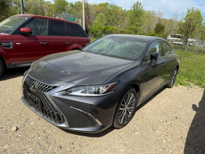 2025 Lexus ES 300h