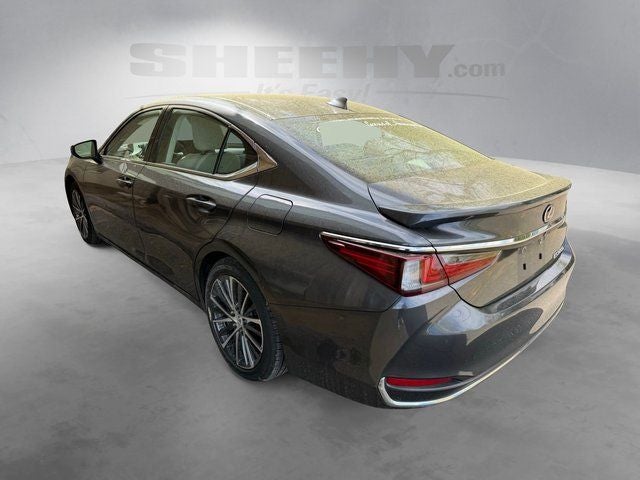 2025 Lexus ES 300h