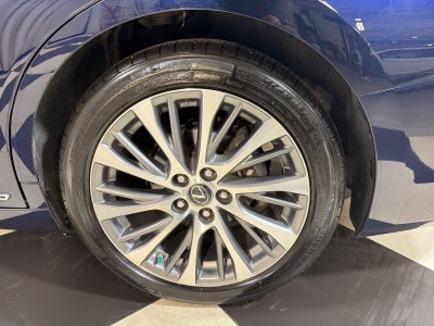2021 Lexus ES 300h