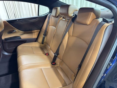 2021 Lexus ES 300h