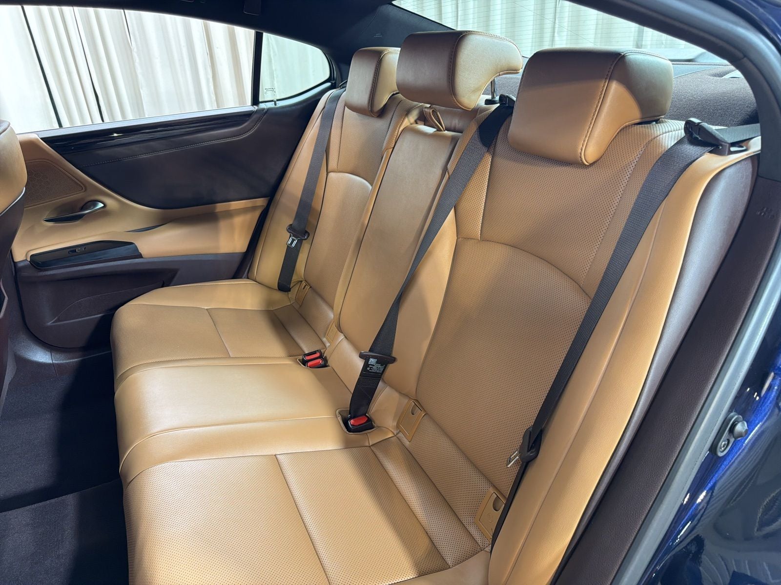 2021 Lexus ES 300h