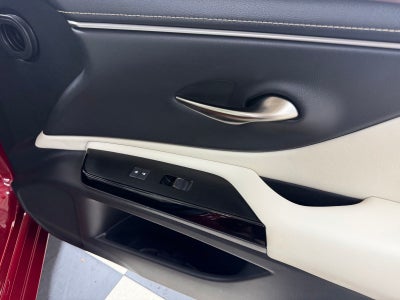 2025 Lexus ES 300h