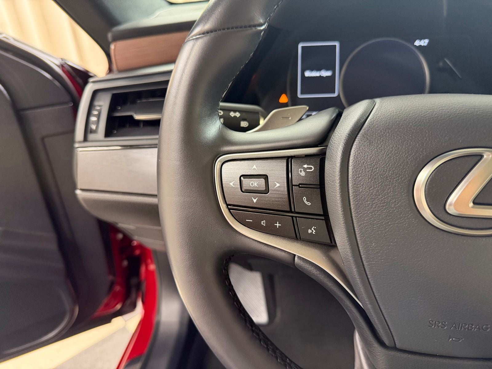 2025 Lexus ES 300h