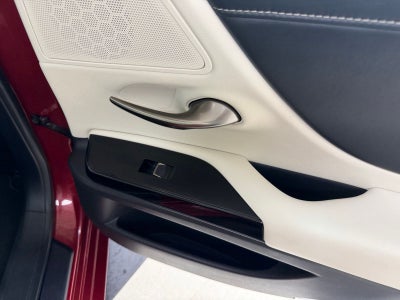 2025 Lexus ES 300h