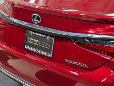 2025 Lexus ES 300h