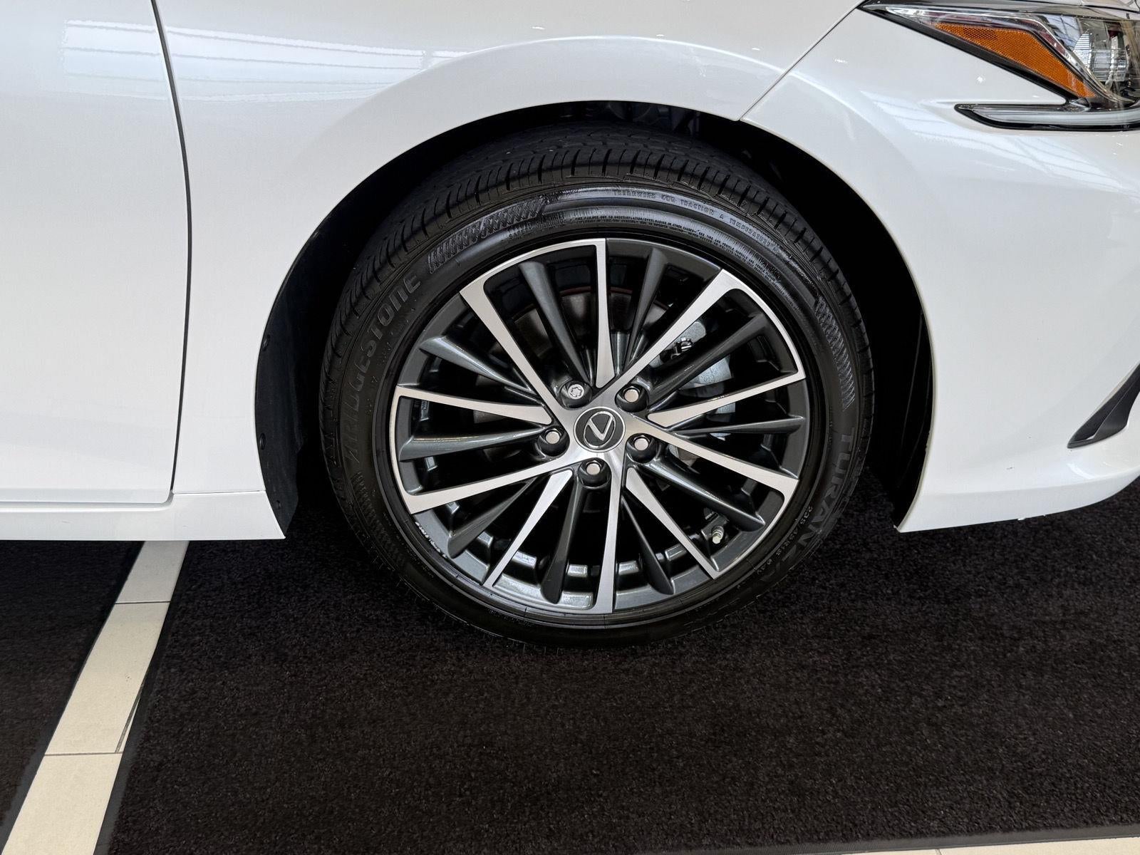 2025 Lexus Es ES 350