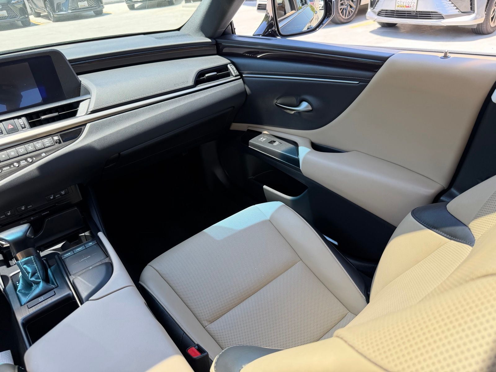 2021 Lexus ES 350