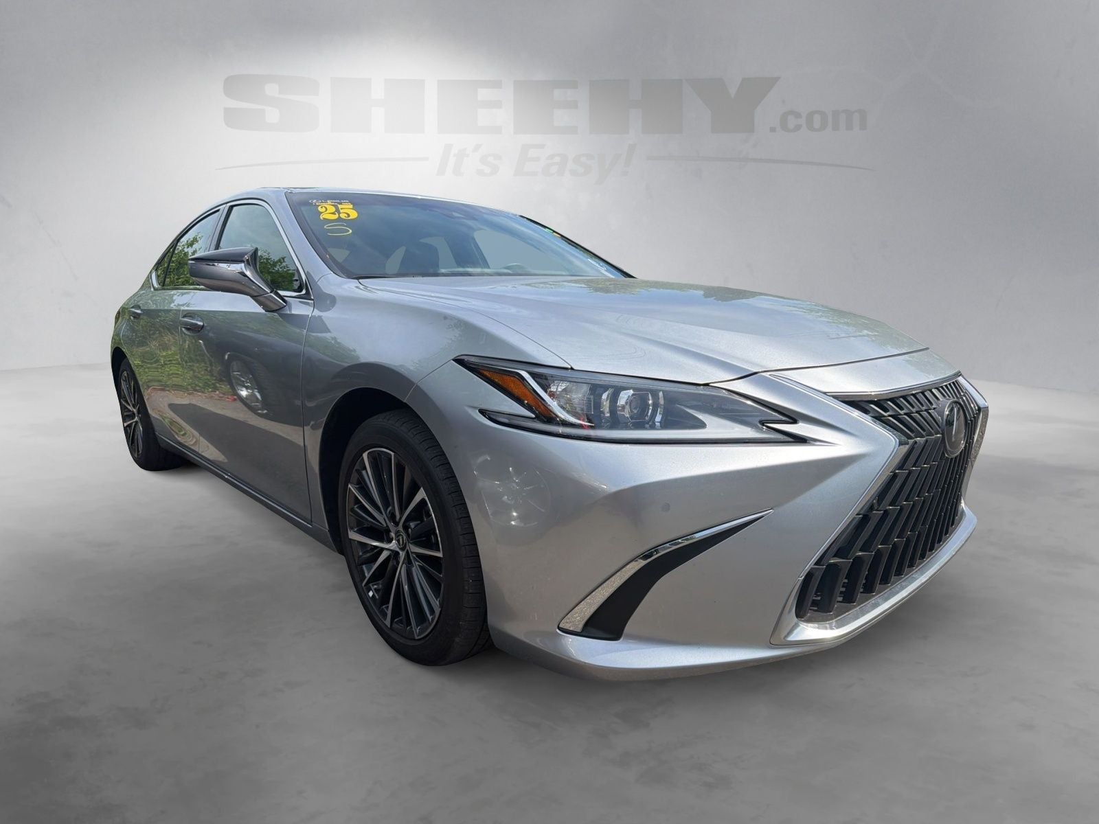 2025 Lexus ES 350